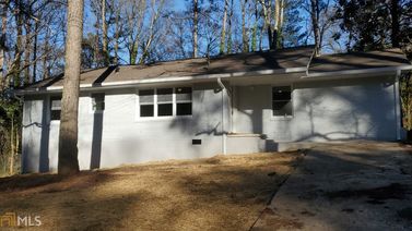 2632 Macon Dr Sw