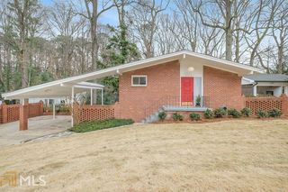 2173 Fairway Cir Ne