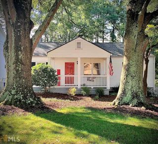 1923 Dresden Dr NE