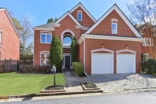 2322 Valley Brook Way NE