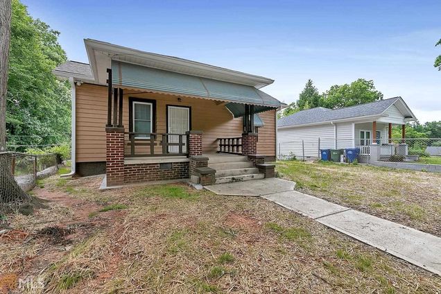 771 N Evelyn Pl 771 N Evelyn Pl