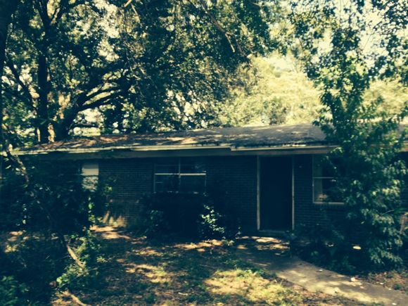 133 Oak Lane Crestview, FL House Sold - Photo 1 of 5. Opens carousel modal