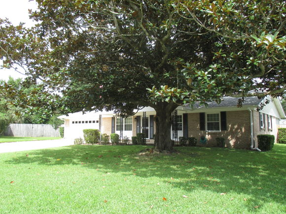 106 Redman Court Niceville, FL House Sold - Photo 1 of 29. Opens carousel modal