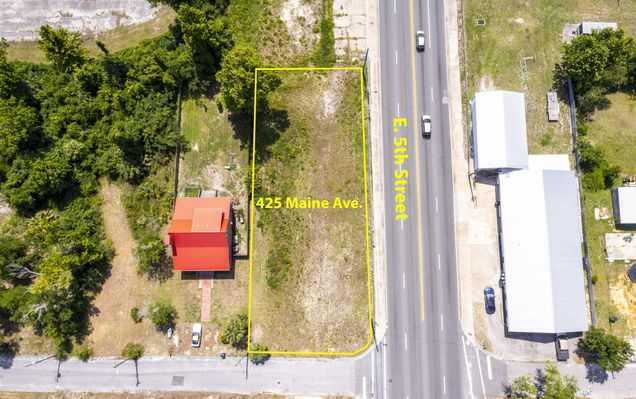 425 Maine Avenue Panama City, FL Plot of land Active - Photo 1 of 7. Opens carousel modal