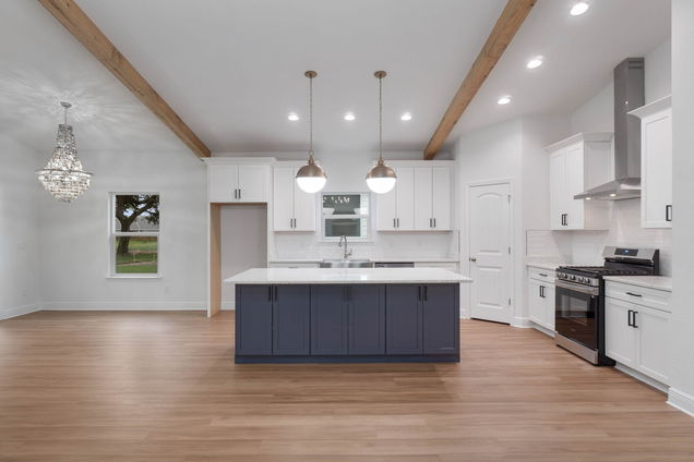 6521 Schwab Drive