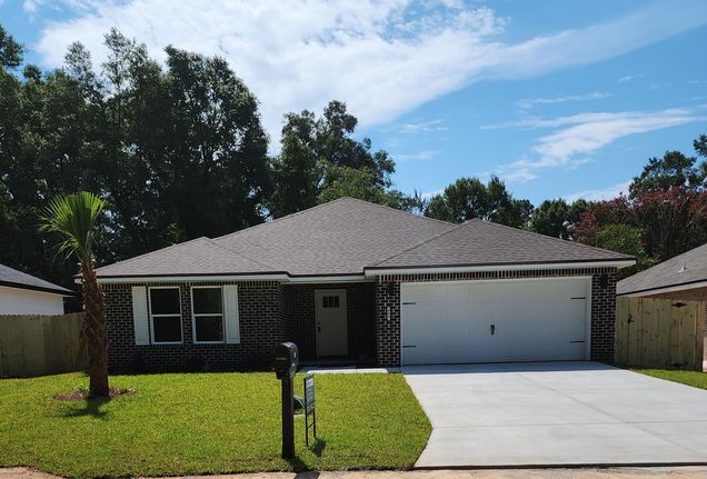 693 E Bowers Avenue Crestview, FL House Active - Photo 1 of 27. Opens carousel modal