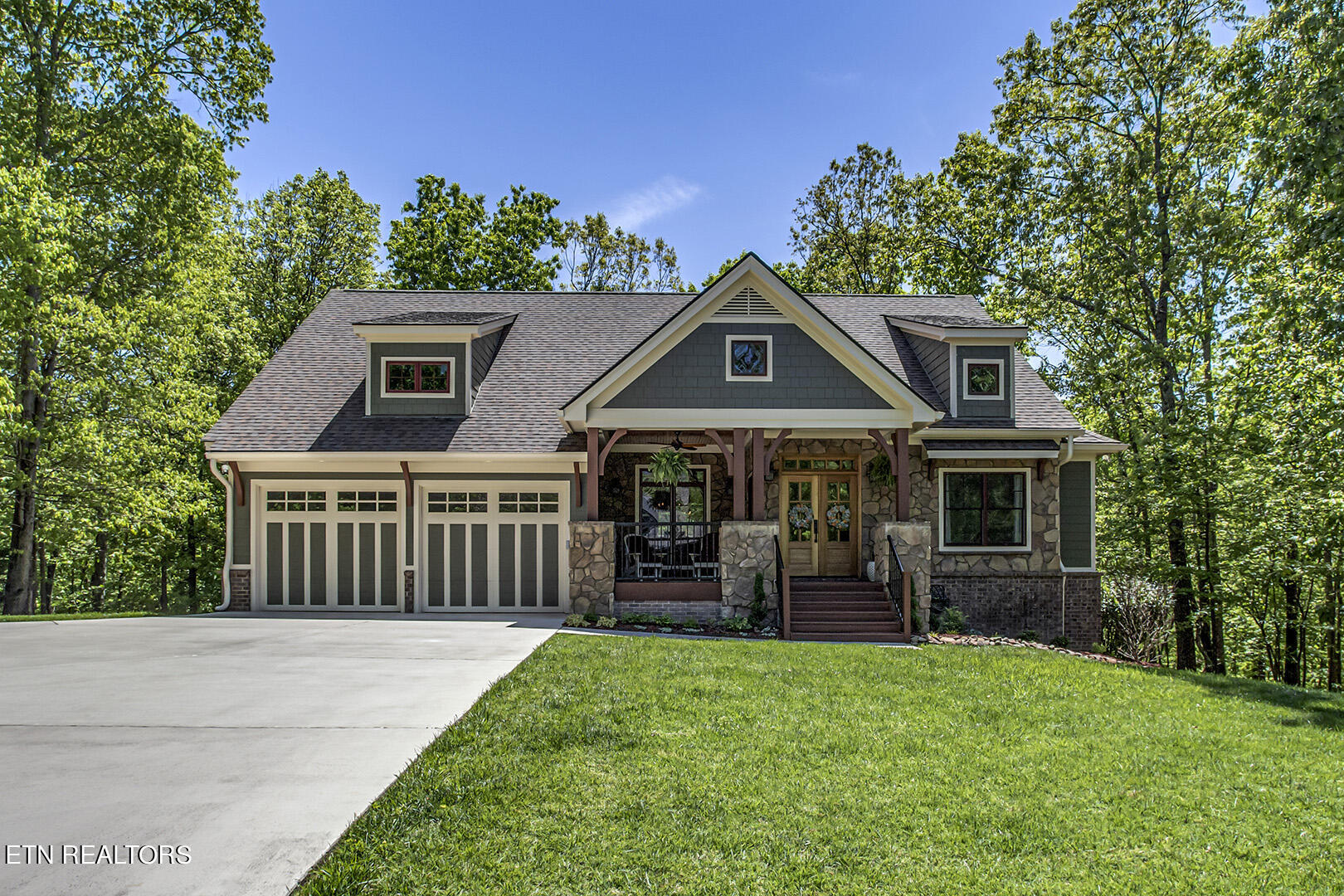 1086 Old Dogwood Tr  