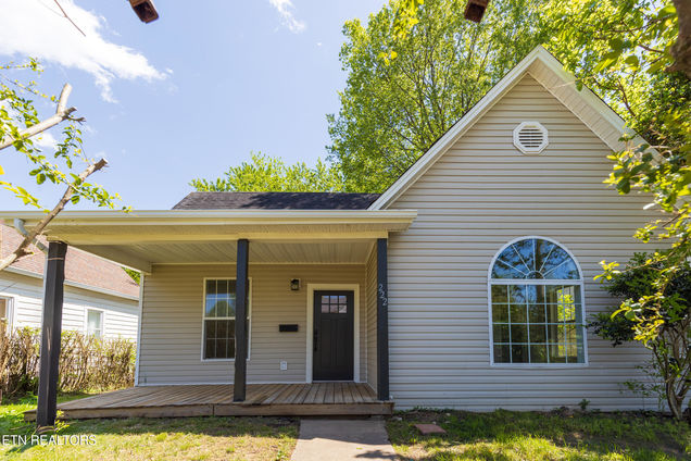 222 E Oldham Ave Knoxville, TN House Sold - Photo 1 of 1. Opens carousel modal