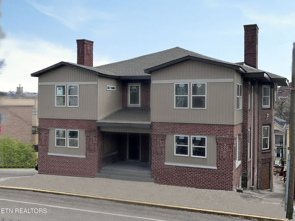 1200 Laurel Ave Knoxville, TN House Active - Photo 1 of 45. Opens carousel modal