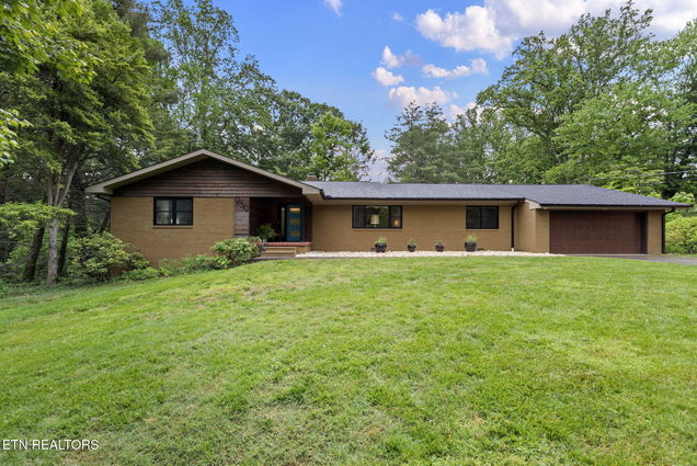 959 West Outer Drive