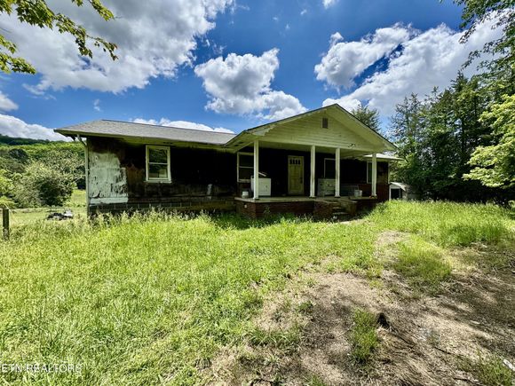 #1301162 Heiskell, TN House Sold - Photo 1 of 1. Opens carousel modal