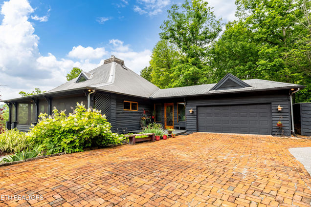1139 Reagan Valley Rd