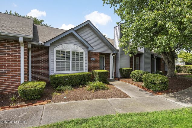 805 Cedar Lane Knoxville, TN Condo Active - Photo 1 of 22. Opens carousel modal