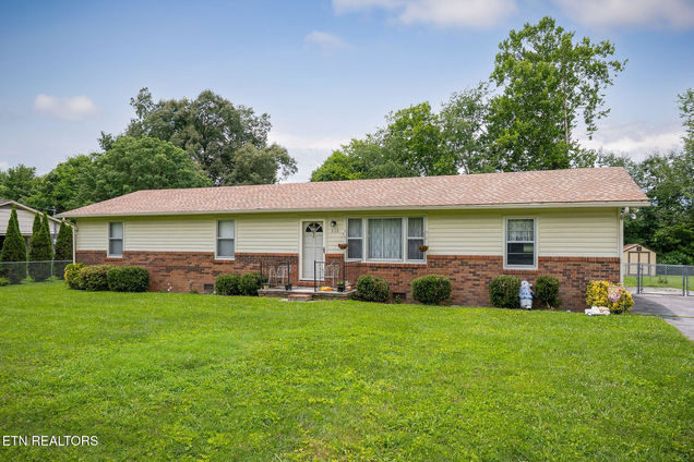 939 Indian Hills Rd