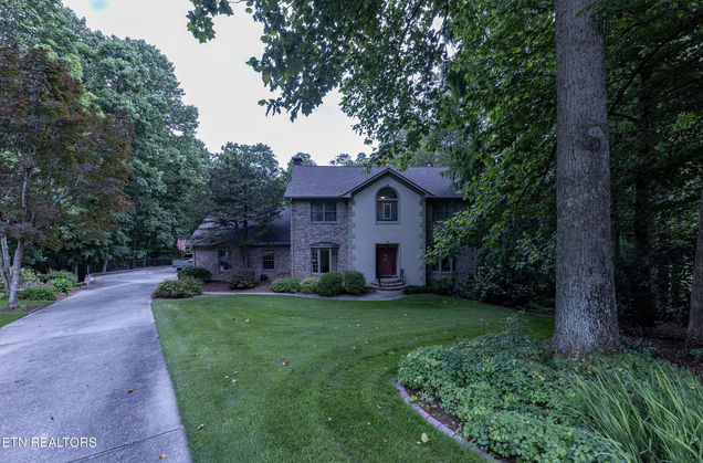 108 Beechwood Lane Oak Ridge, TN House Pending - Photo 1 of 57. Opens carousel modal