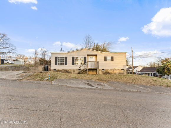 3729 Cate Ave