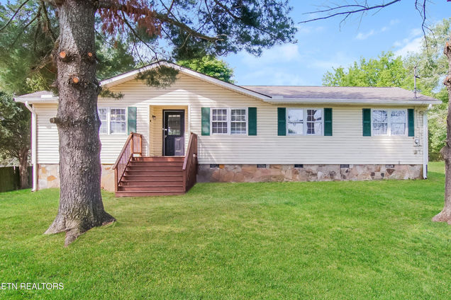 7441 Homestead Drive Knoxville, TN House Active - Photo 1 of 16. Opens carousel modal