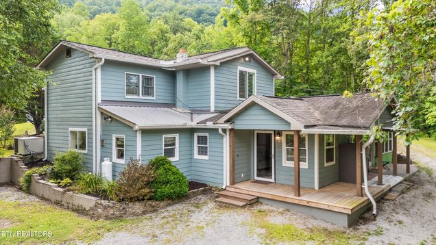 976 Lone Rd Pioneer, TN House Active - Photo 1 of 40. Opens carousel modal