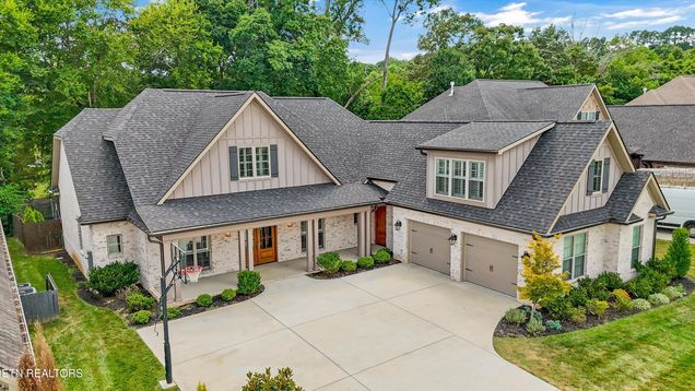 1452 Turning Leaf Lane