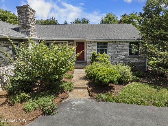 5426 Gaineswood Rd