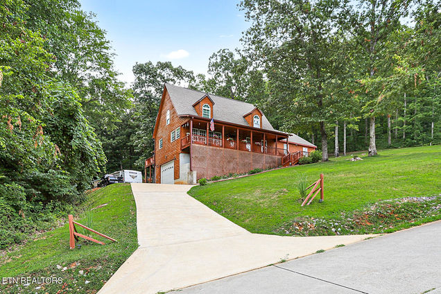 103 Pinnacle Pointe Way Sharps Chapel, TN House Active - Photo 1 of 50. Opens carousel modal