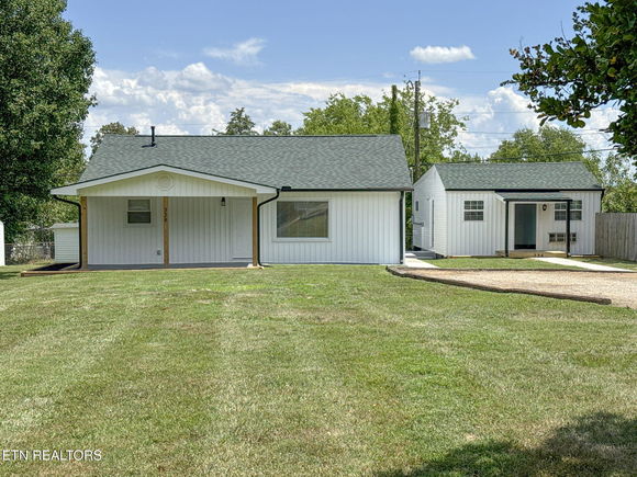 328 Cedar Ave