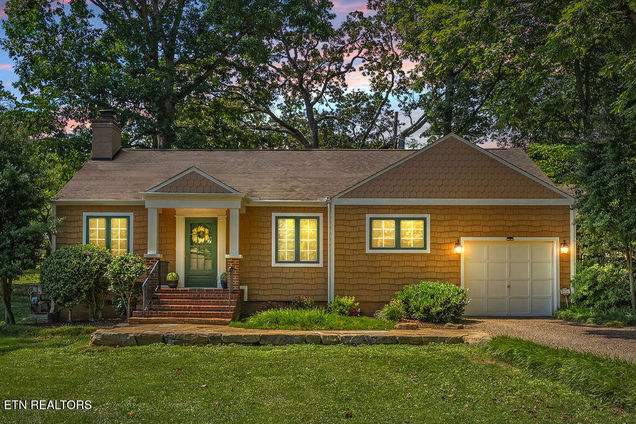 5607 Century Court Knoxville, TN House Active - Photo 1 of 44. Opens carousel modal