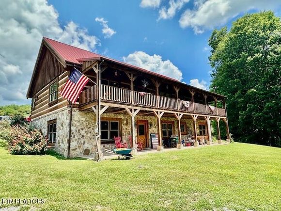 9360 Middle Wallens Creek Rd Jonesville, VA House Active - Photo 1 of 43. Opens carousel modal