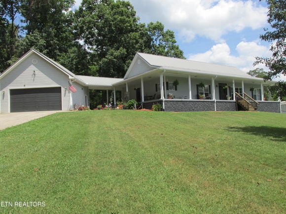 1844 Peterson Rd Greenback, TN House Active - Photo 1 of 31. Opens carousel modal