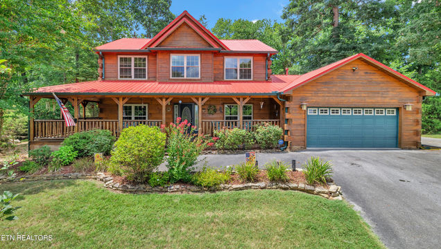 1550 Ellis Woods Loop