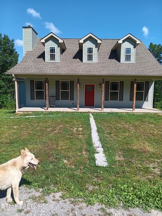 899 Flat Rock Rd