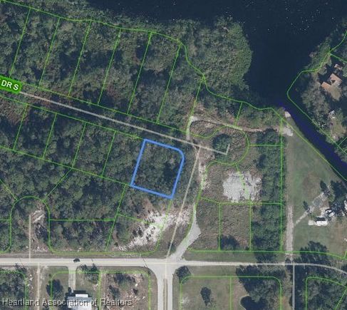 1105 Lakeside Drive S Sebring, FL Plot of land Active - Photo 1 of 2. Opens carousel modal