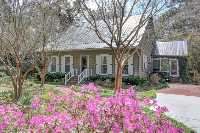 7230 Masonboro Sound Road Wilmington, NC House Sold - Photo 1 of 31. Opens carousel modal