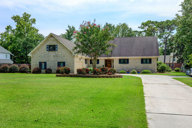 7210 Masonboro Sound Road Wilmington, NC House Sold - Photo 1 of 33. Opens carousel modal