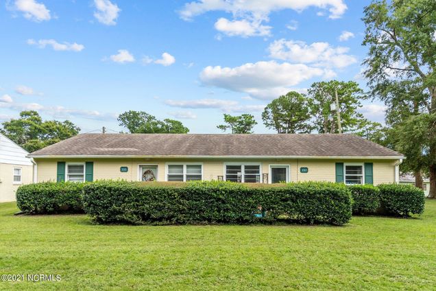 220 Myrtle Avenue Wilmington, NC Condo Sold - Photo 1 of 50. Opens carousel modal