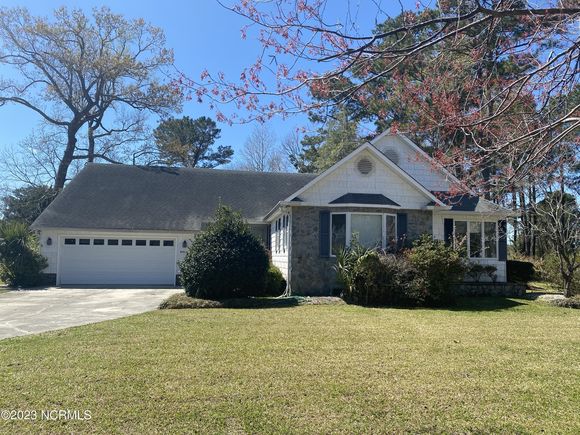4014 N Crofton Place Wilmington, NC House Sold - Photo 1 of 35. Opens carousel modal