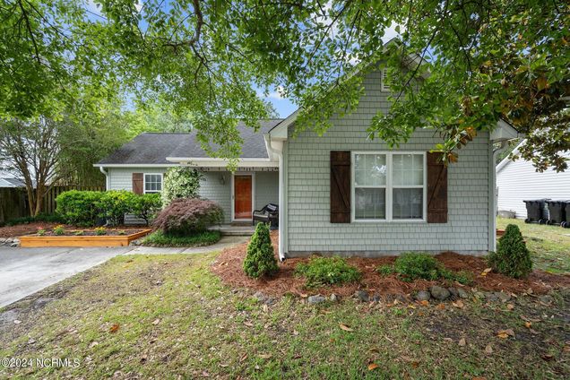 4914 Grouse Woods Drive Wilmington, NC House Pending - Photo 1 of 57. Opens carousel modal