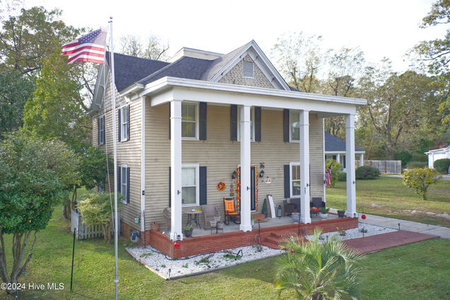 907 Smyrna Drive