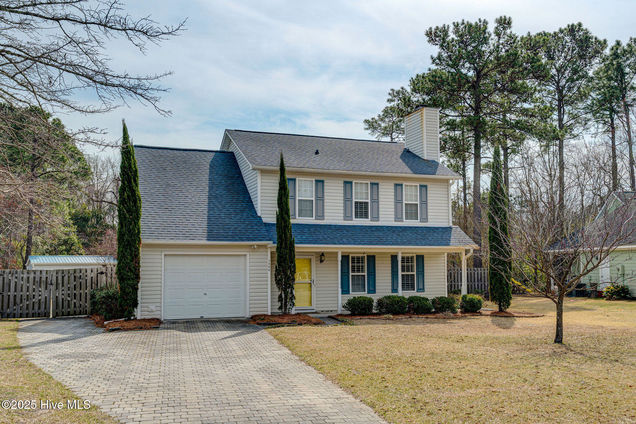 7406 Heartwood Place Wilmington, NC House Active - Photo 1 of 59. Opens carousel modal