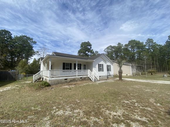 1189 E Boiling Spring Road Southport, NC House Active - Photo 1 of 22. Opens carousel modal