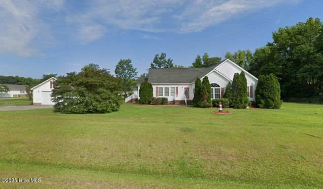 3114 Franklin Street Farmville, NC House Active - Photo 1 of 42. Opens carousel modal