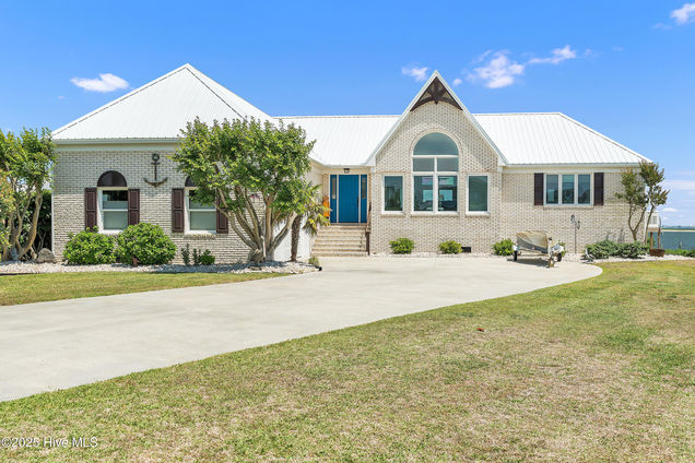 515 Blue Heron Drive Newport, NC House Sold - Photo 1 of 97. Opens carousel modal