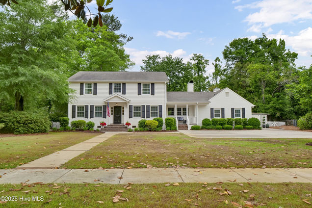 1218 Country Club Road Wilmington, NC House Sold - Photo 1 of 62. Opens carousel modal
