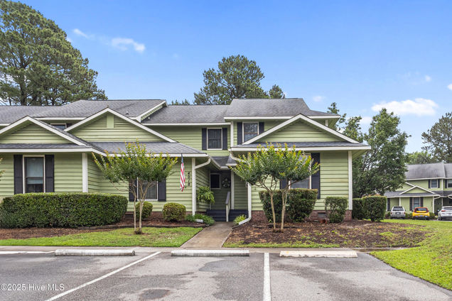 4016 Echo Farms Boulevard Wilmington, NC Townhouse Sold - Photo 1 of 35. Opens carousel modal