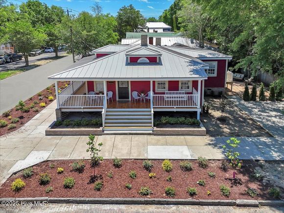 420 Church Street Wilmington, NC House Sold - Photo 1 of 78. Opens carousel modal