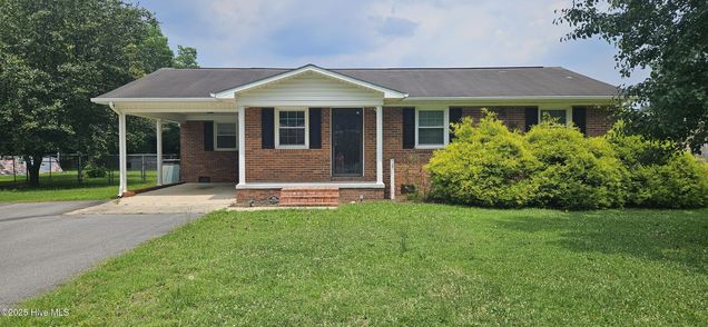 303 Dixie Circle