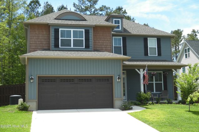 117 Roughleaf Trail Hampstead, NC House Active - Photo 1 of 5. Opens carousel modal