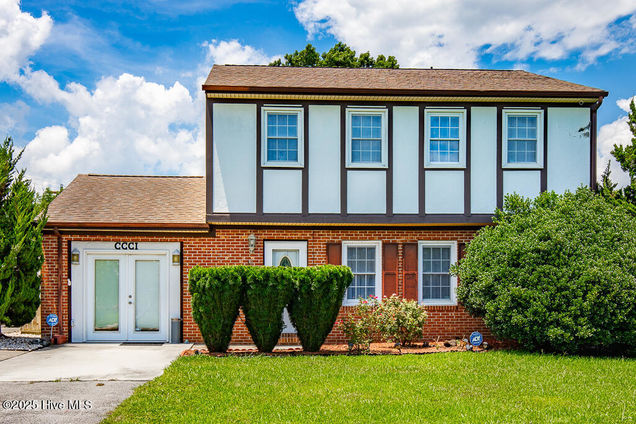 301 Murdoch Road