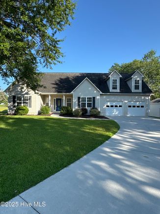 104 Bogey Court Hampstead, NC House Active - Photo 1 of 44. Opens carousel modal