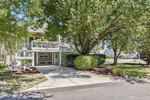 914 Oceanward Lane